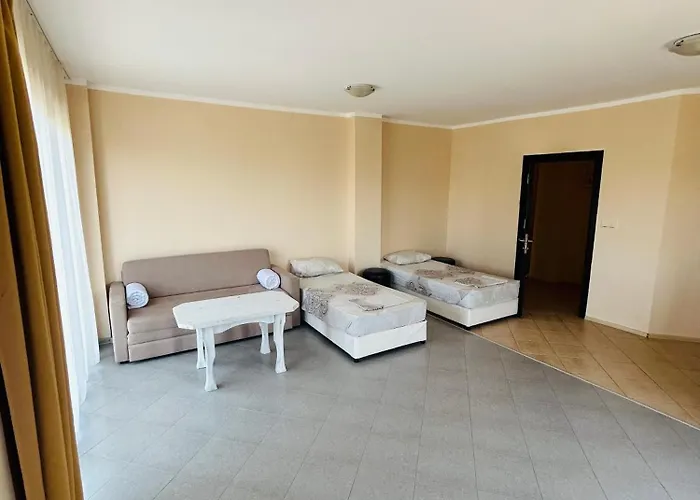 Private In Primea Apartamento *