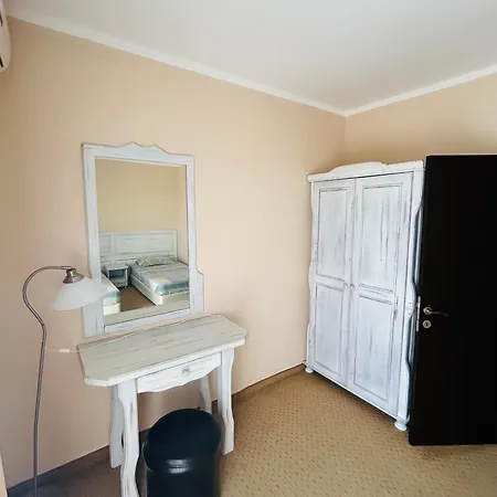 Private In Primea * Țarevo