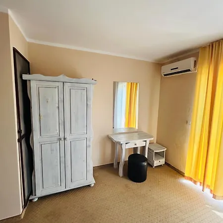 Private In Primea Țarevo