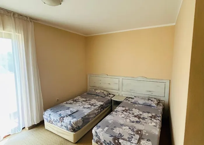 Private In Primea Apartment